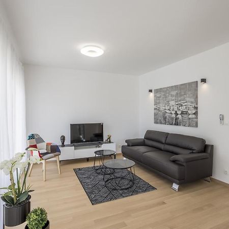 Coastal Apartment 1 Split Exterior photo